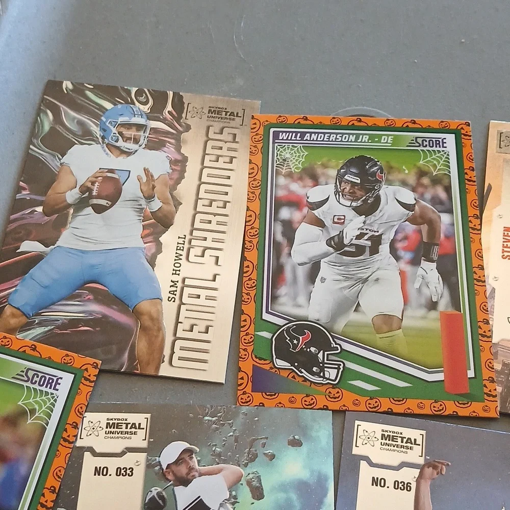 Assorted Sports Trading Cards Collection - Picture 8 of 12